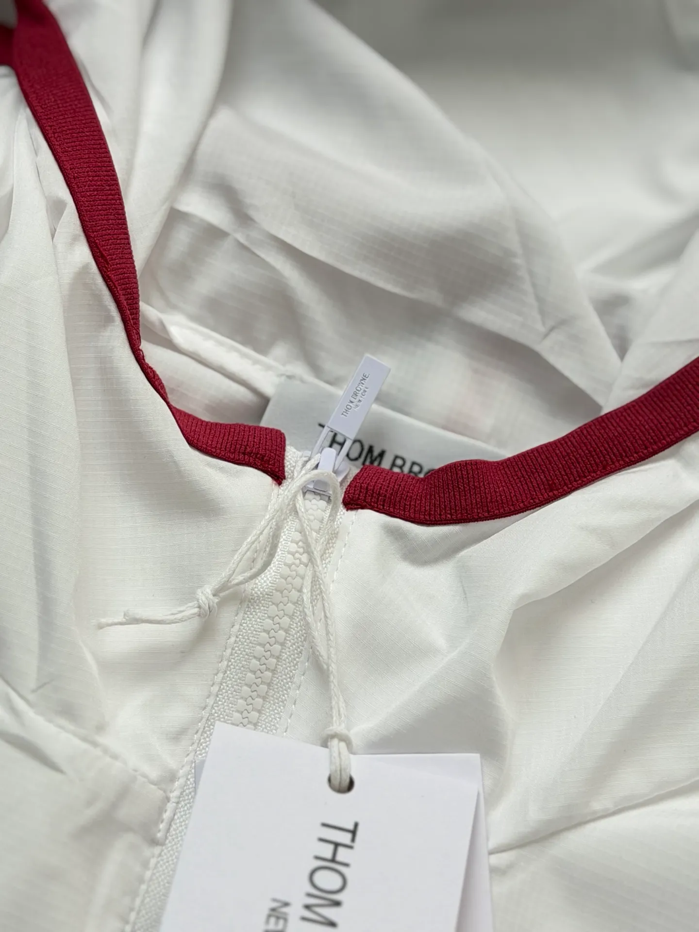 Thom Brown*/ TB Classic ， FDY ， ，White ， ， ， ； Breathable Size：1/2/3/4